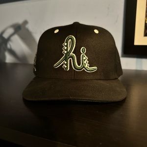In4mation university of Hawaii hat